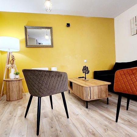 Appartement En Centre Pietonnier Proche De La Gare Thionville Buitenkant foto